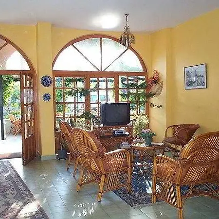 Seler Otel 2*